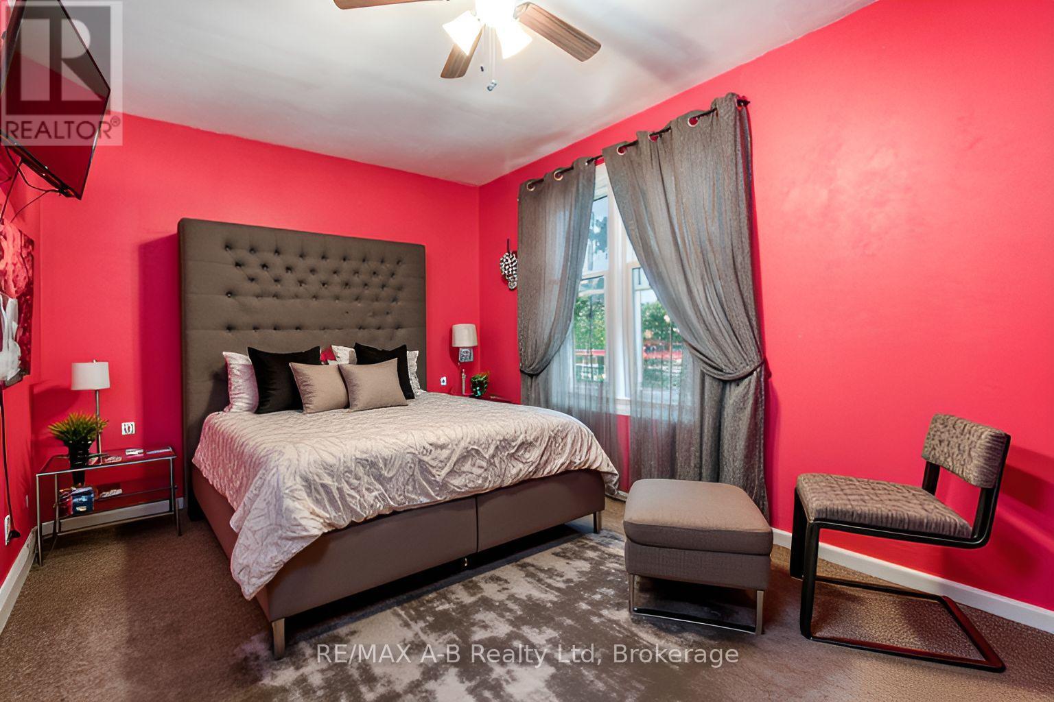 83 East Gore Street, Stratford, Ontario  N5A 3X4 - Photo 18 - X12434712