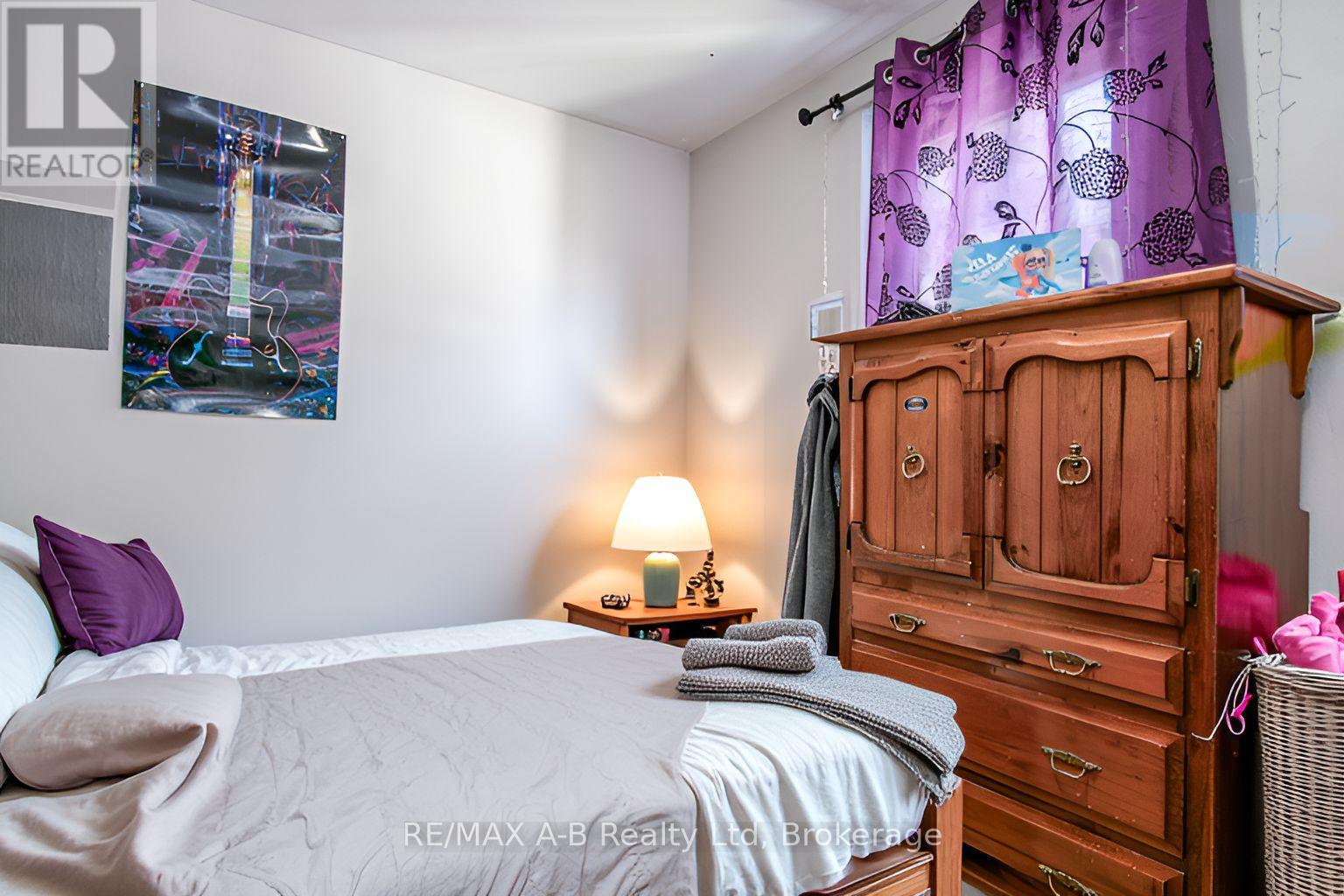 83 East Gore Street, Stratford, Ontario  N5A 3X4 - Photo 22 - X12434712