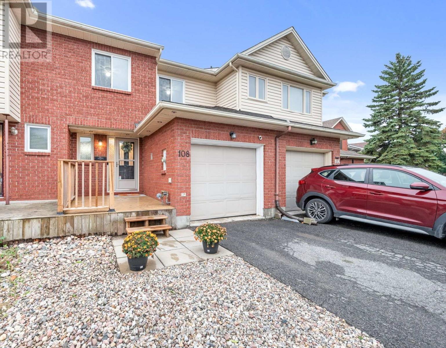 108 Cedarock Drive, Ottawa, Ontario  K2M 2H5 - Photo 2 - X12434681