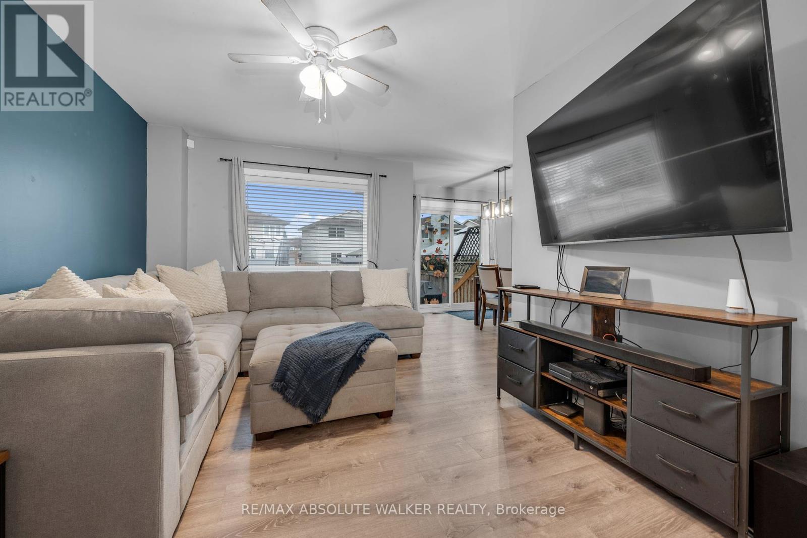 108 Cedarock Drive, Ottawa, Ontario  K2M 2H5 - Photo 9 - X12434681