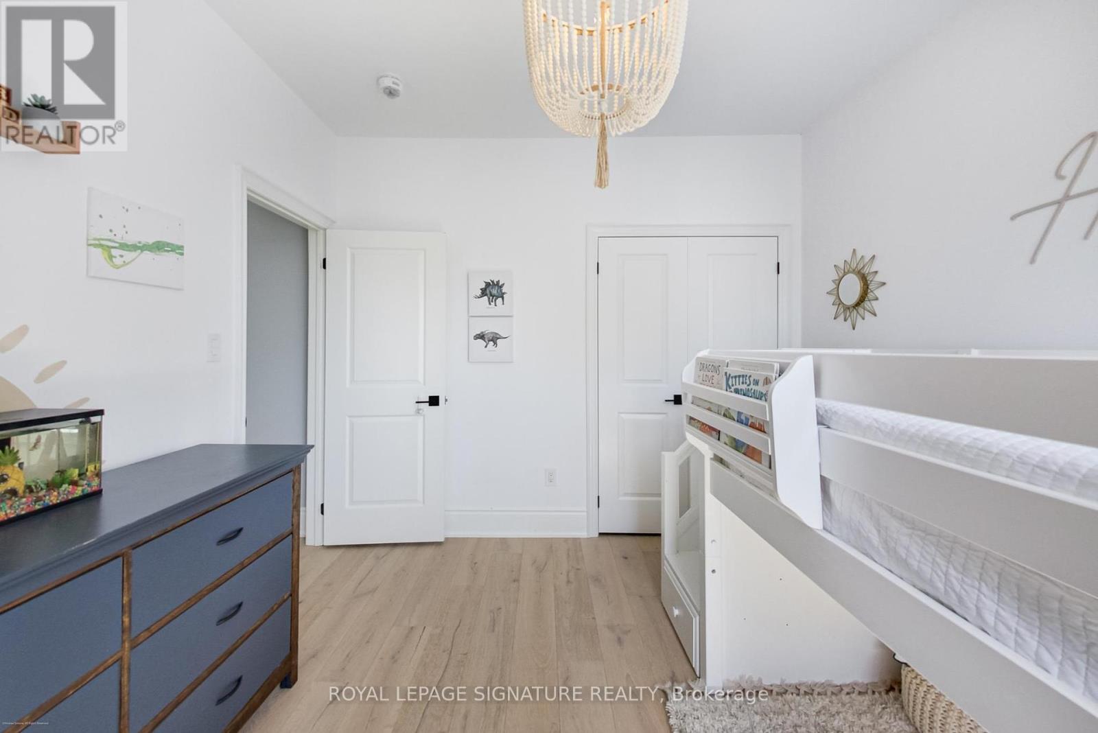 15a Owen Drive, Toronto, Ontario  M8W 1W8 - Photo 21 - W12407002