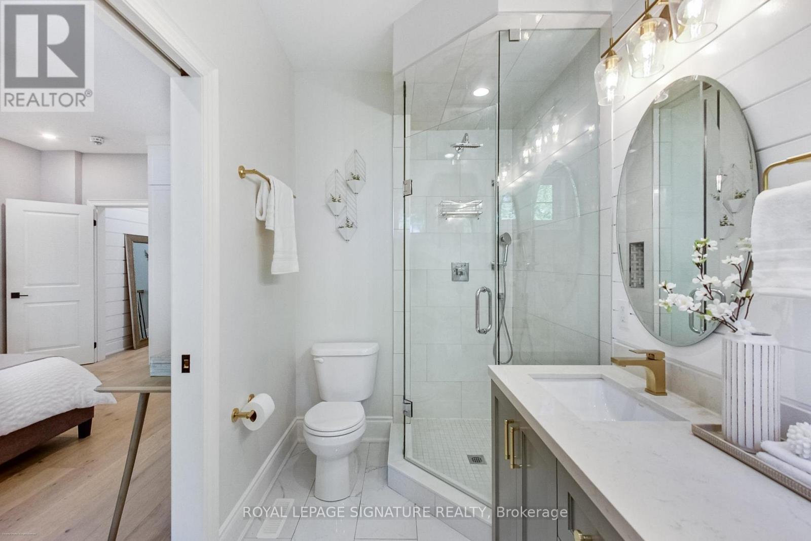 15a Owen Drive, Toronto, Ontario  M8W 1W8 - Photo 26 - W12407002