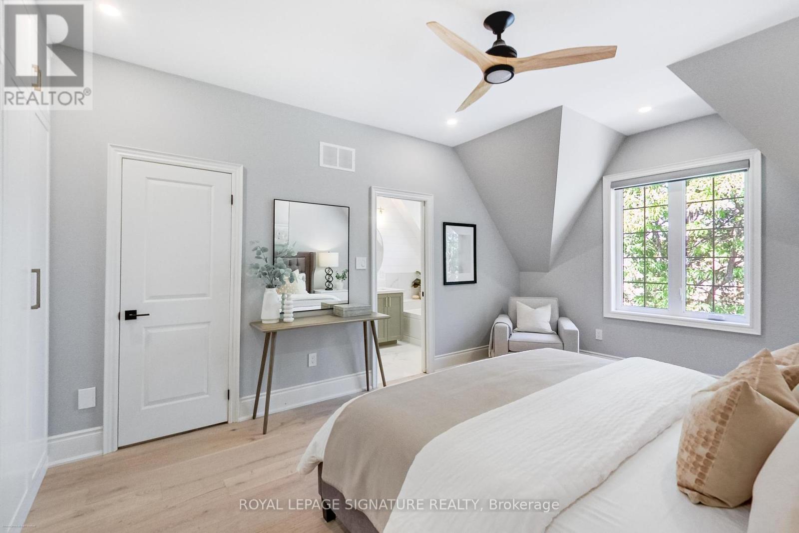 15a Owen Drive, Toronto, Ontario  M8W 1W8 - Photo 23 - W12407002