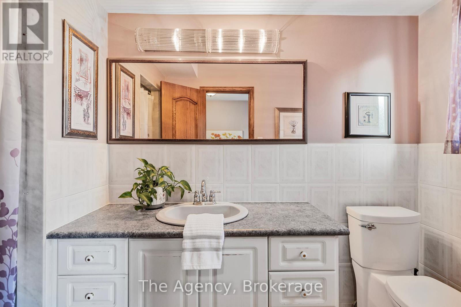 3236 Cedartree Crescent, Mississauga, Ontario  L4Y 3G3 - Photo 22 - W12244186