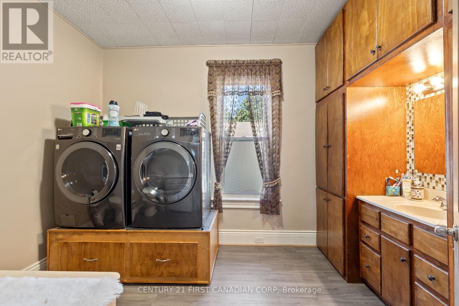 35 Victoria Street N, Aylmer, Ontario  N5H 1E6 - Photo 13 - X12434615