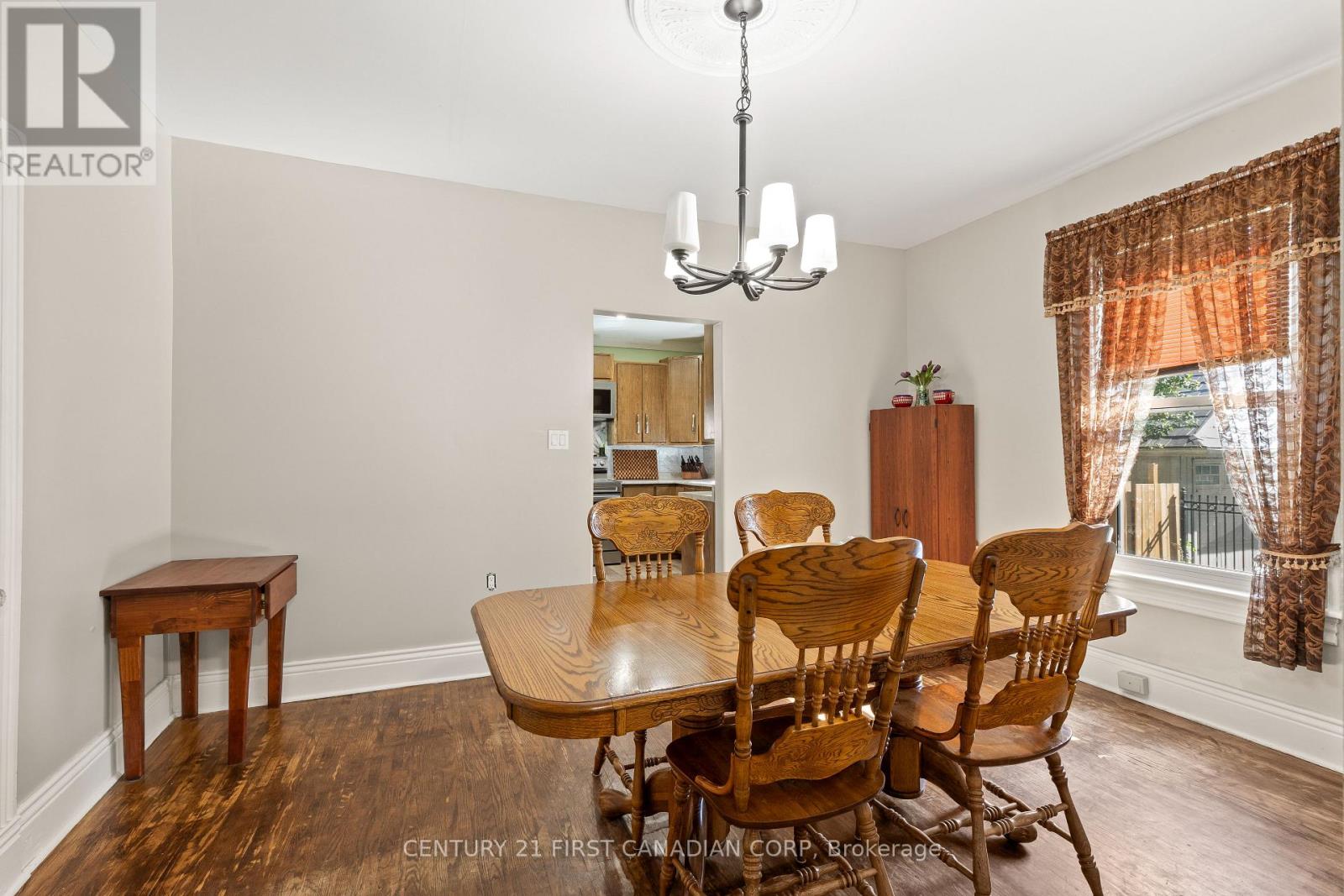 35 Victoria Street N, Aylmer, Ontario  N5H 1E6 - Photo 6 - X12434615
