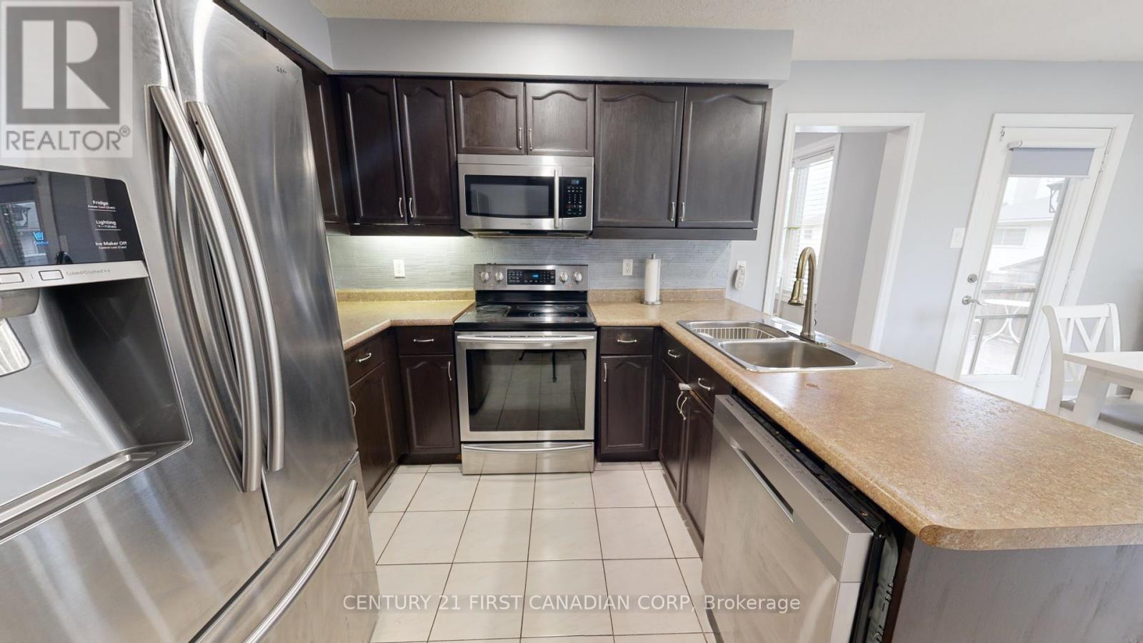 217 Colette Drive, London South, Ontario  N6E 3S8 - Photo 12 - X12434619
