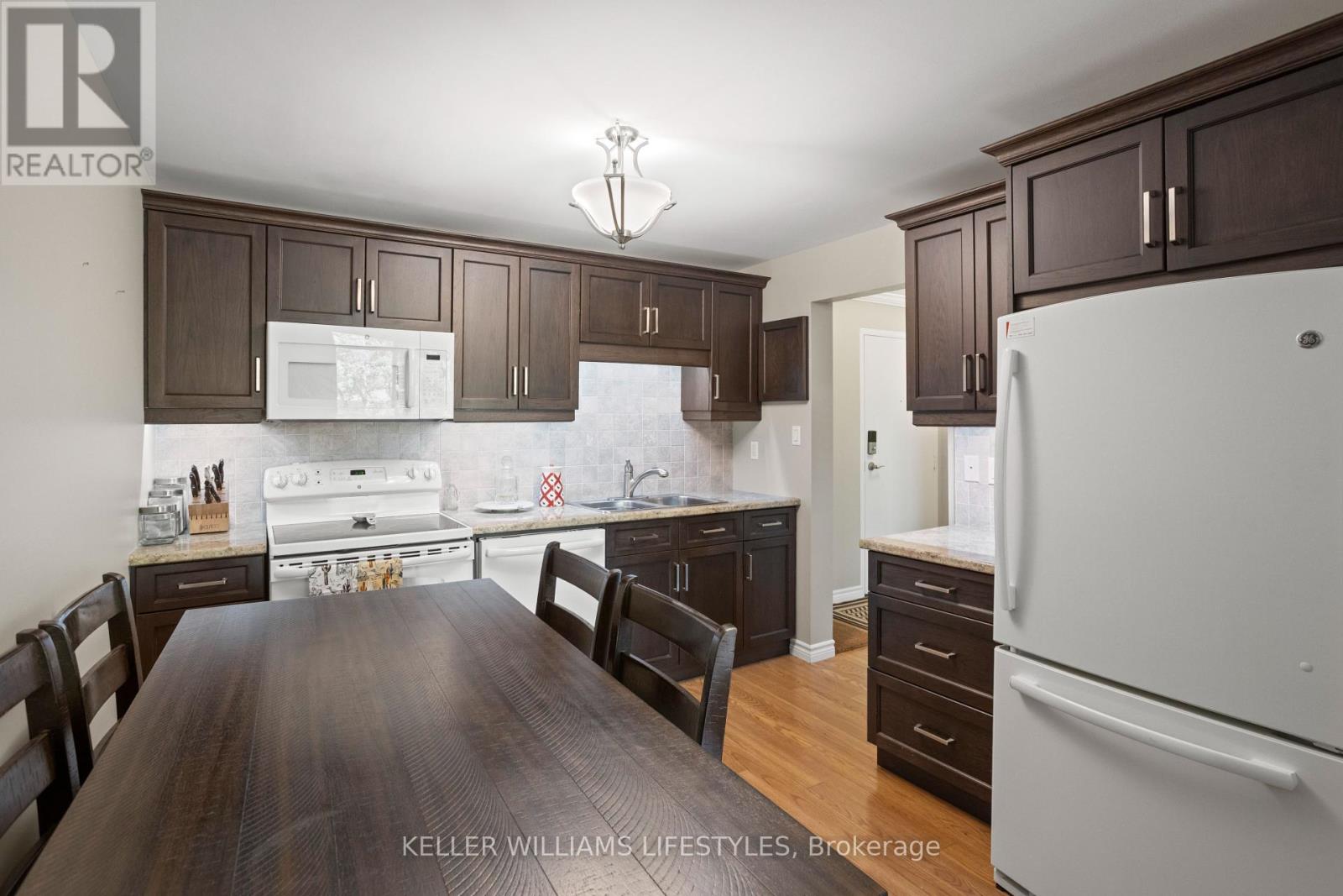 307 - 91 Spruce Street W, Aylmer, Ontario  N5H 1B4 - Photo 6 - X12434624
