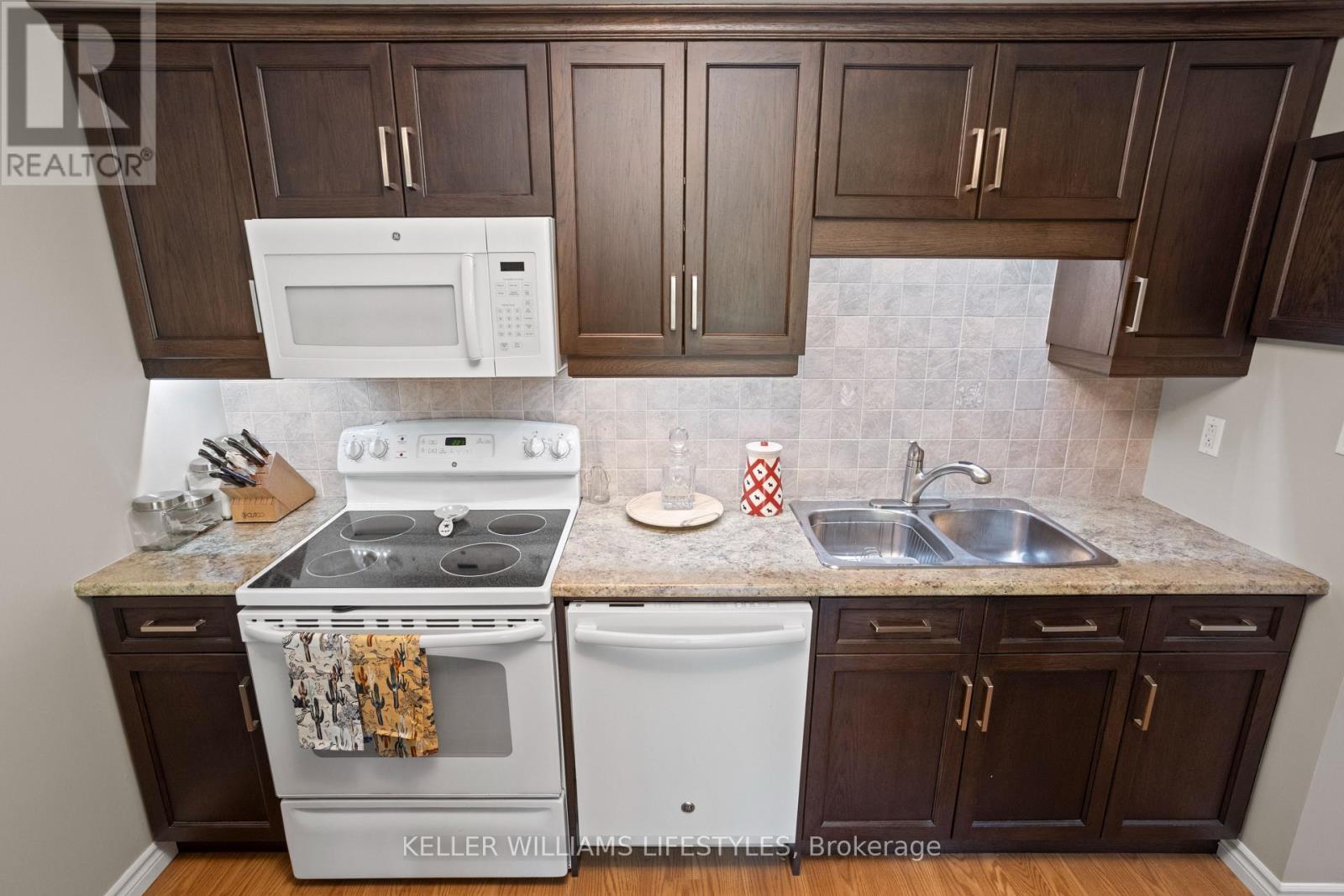 307 - 91 Spruce Street W, Aylmer, Ontario  N5H 1B4 - Photo 8 - X12434624