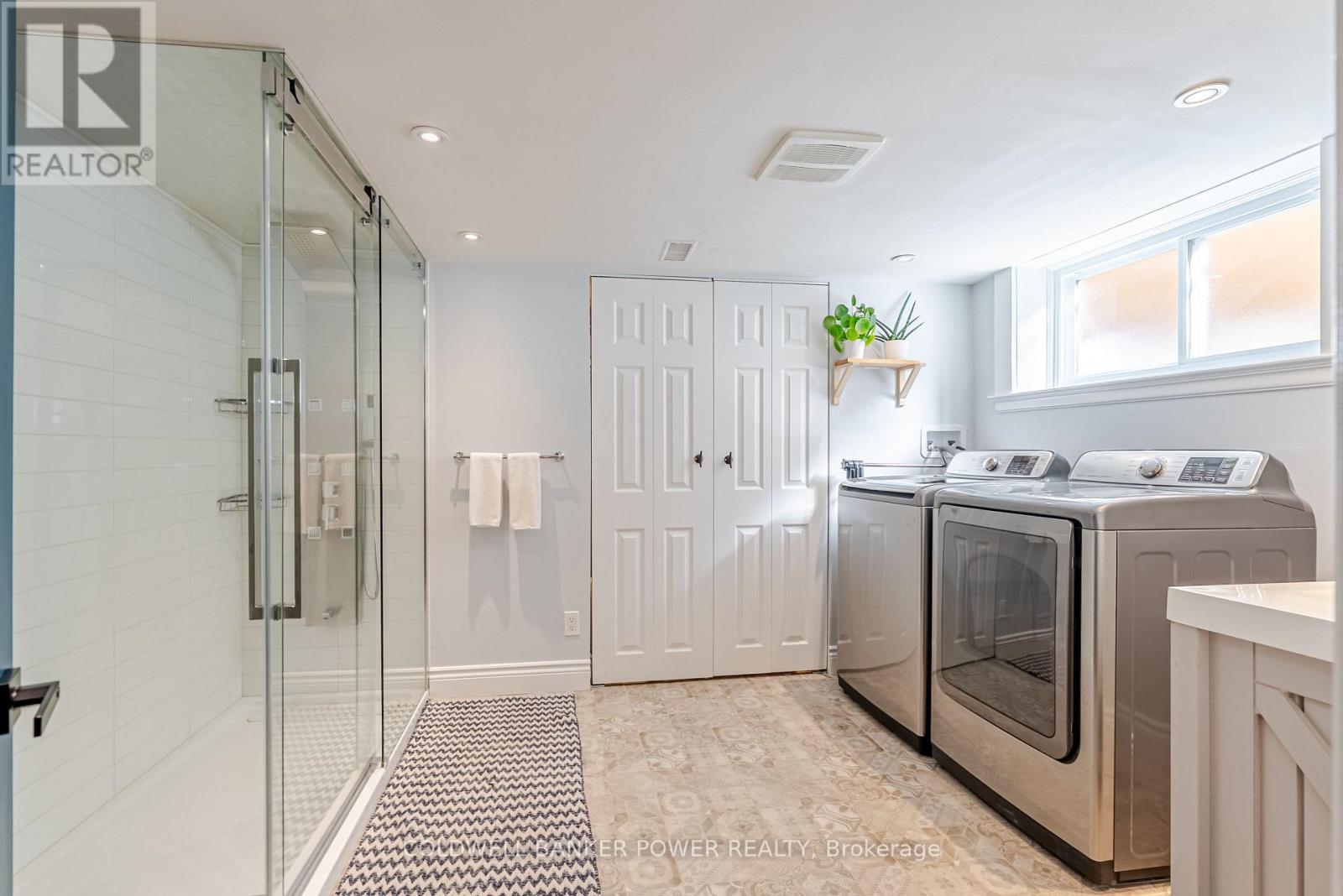 20 Elmwood Avenue E, London South, Ontario  N6C 1J3 - Photo 40 - X12434652