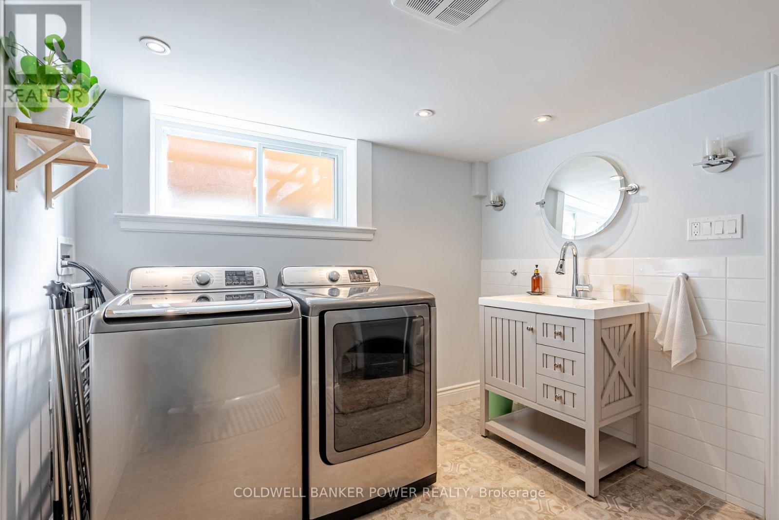 20 Elmwood Avenue E, London South, Ontario  N6C 1J3 - Photo 41 - X12434652