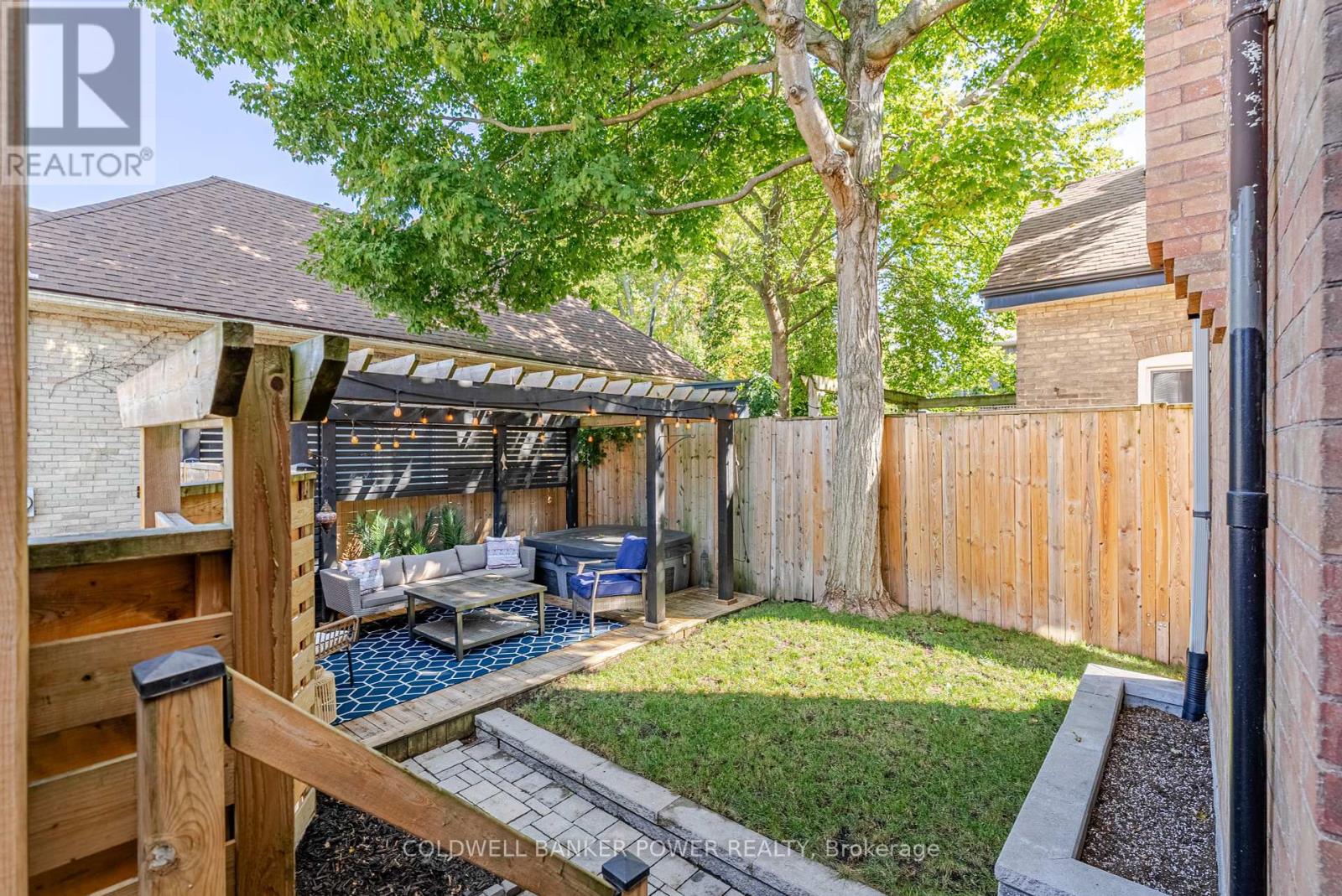 20 Elmwood Avenue E, London South, Ontario  N6C 1J3 - Photo 44 - X12434652