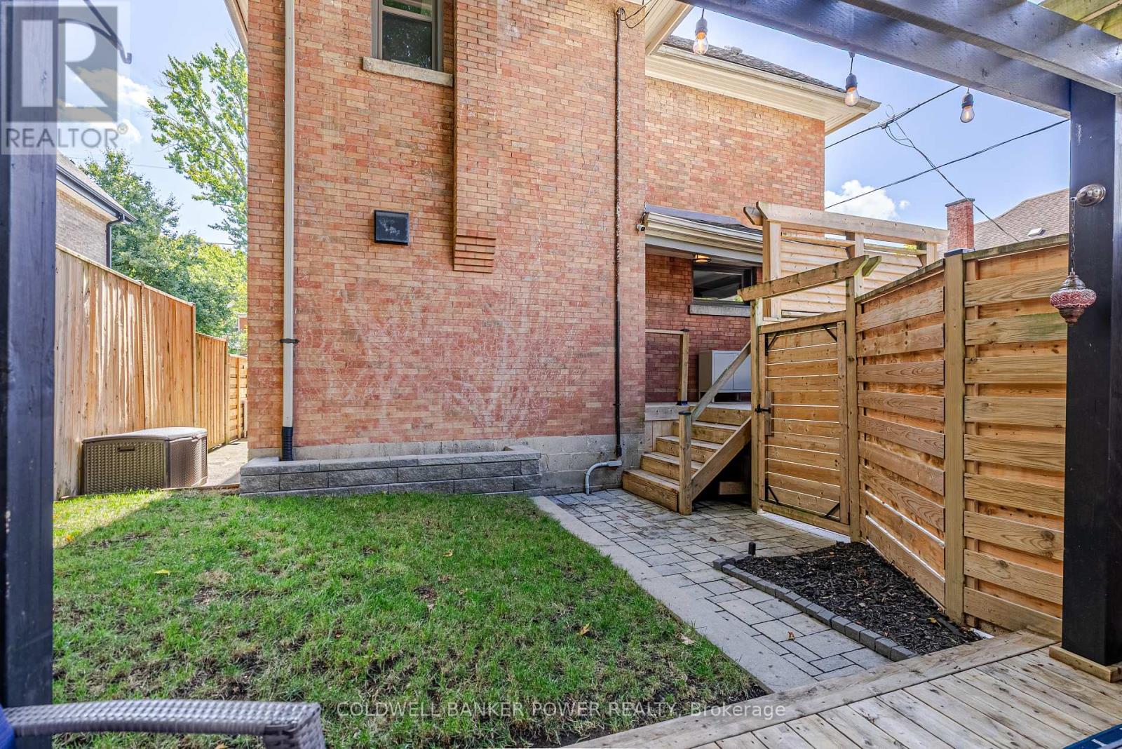 20 Elmwood Avenue E, London South, Ontario  N6C 1J3 - Photo 46 - X12434652