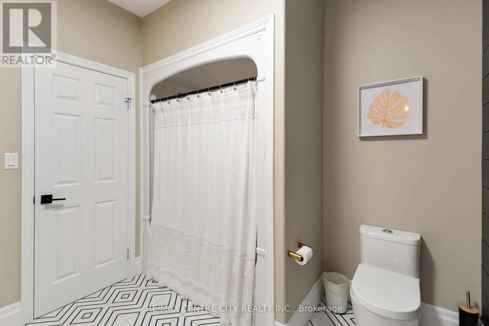 7 Mary Bucke Street, St. Thomas, Ontario  N5R 5L7 - Photo 35 - X12434663