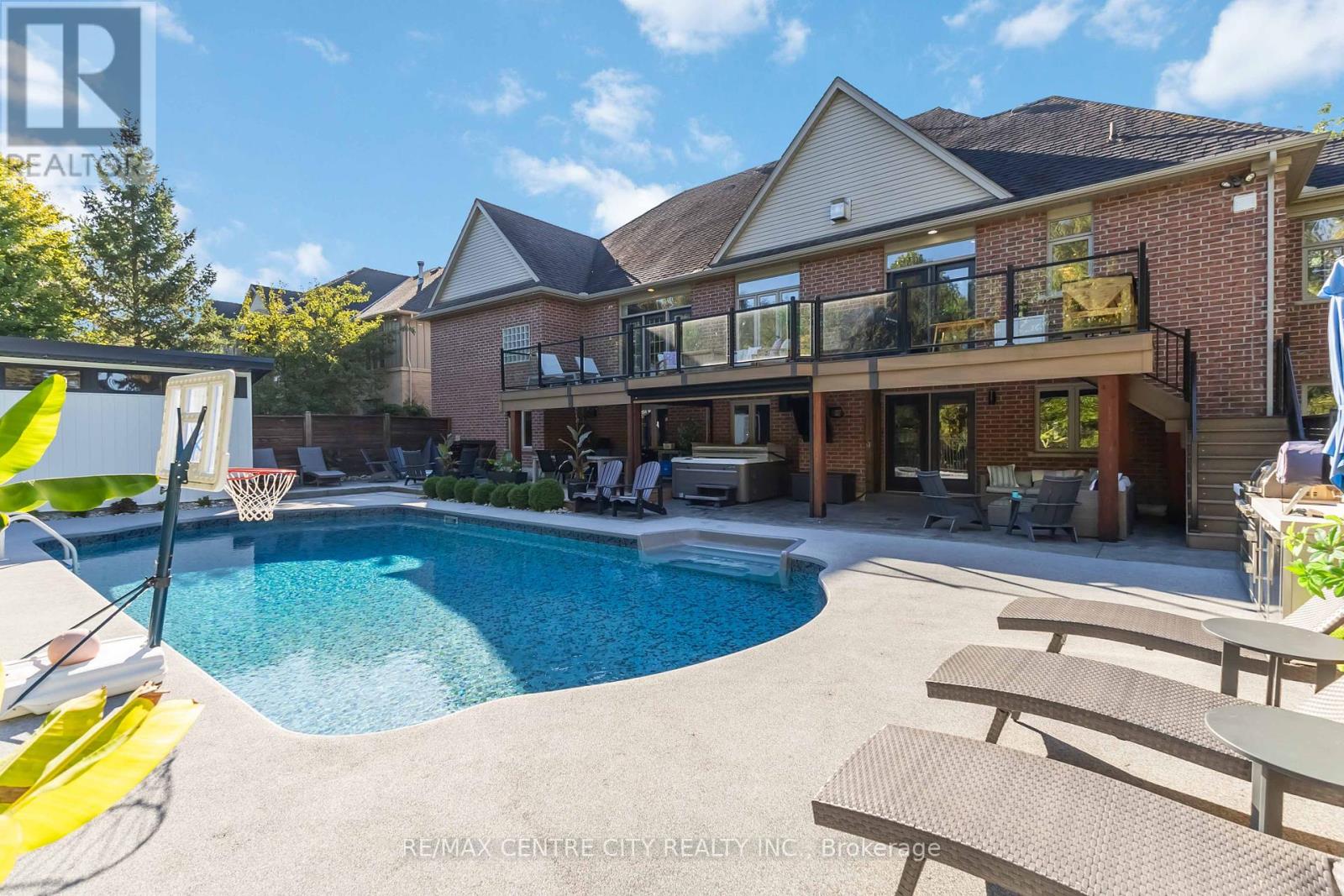 7 Mary Bucke Street, St. Thomas, Ontario  N5R 5L7 - Photo 47 - X12434663