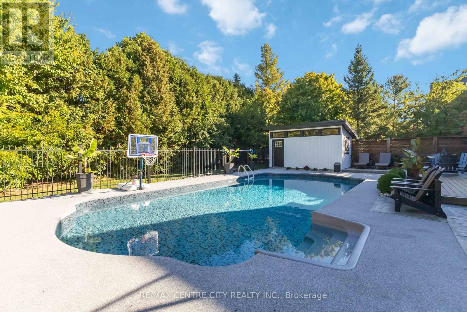 7 Mary Bucke Street, St. Thomas, Ontario  N5R 5L7 - Photo 48 - X12434663