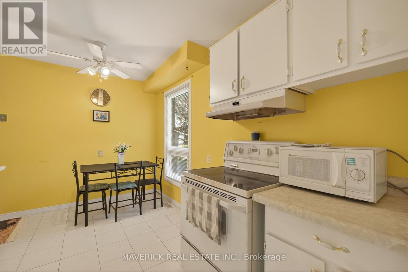 35 - 135 Andover Drive, London South, Ontario  N6J 4C2 - Photo 11 - X12434723