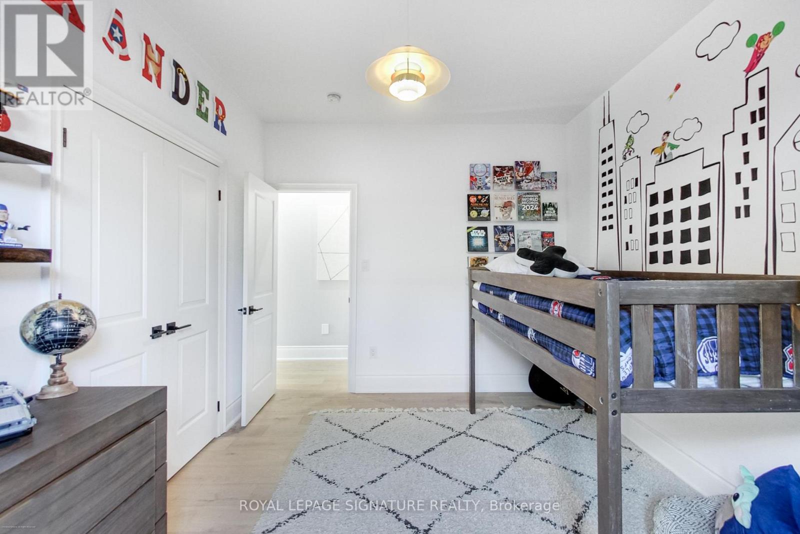 15a Owen Drive, Toronto, Ontario  M8W 1W8 - Photo 17 - W12407002