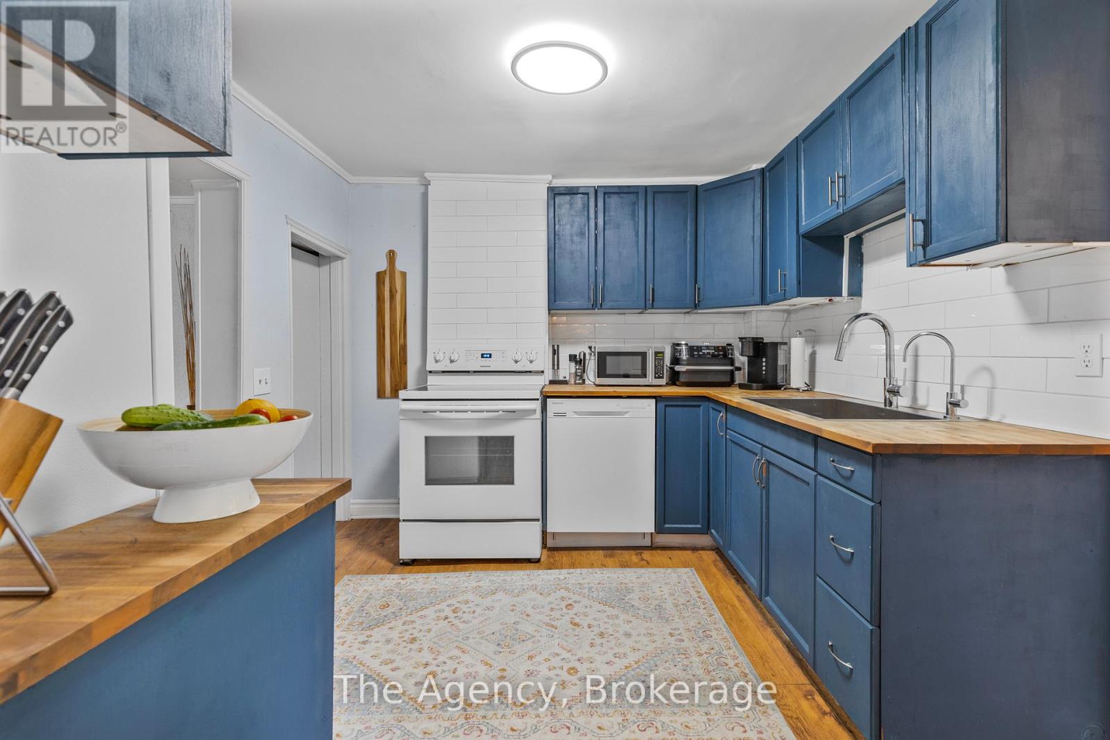 1 Mareve Avenue, Hamilton, Ontario  L8H 7A7 - Photo 18 - X12415771