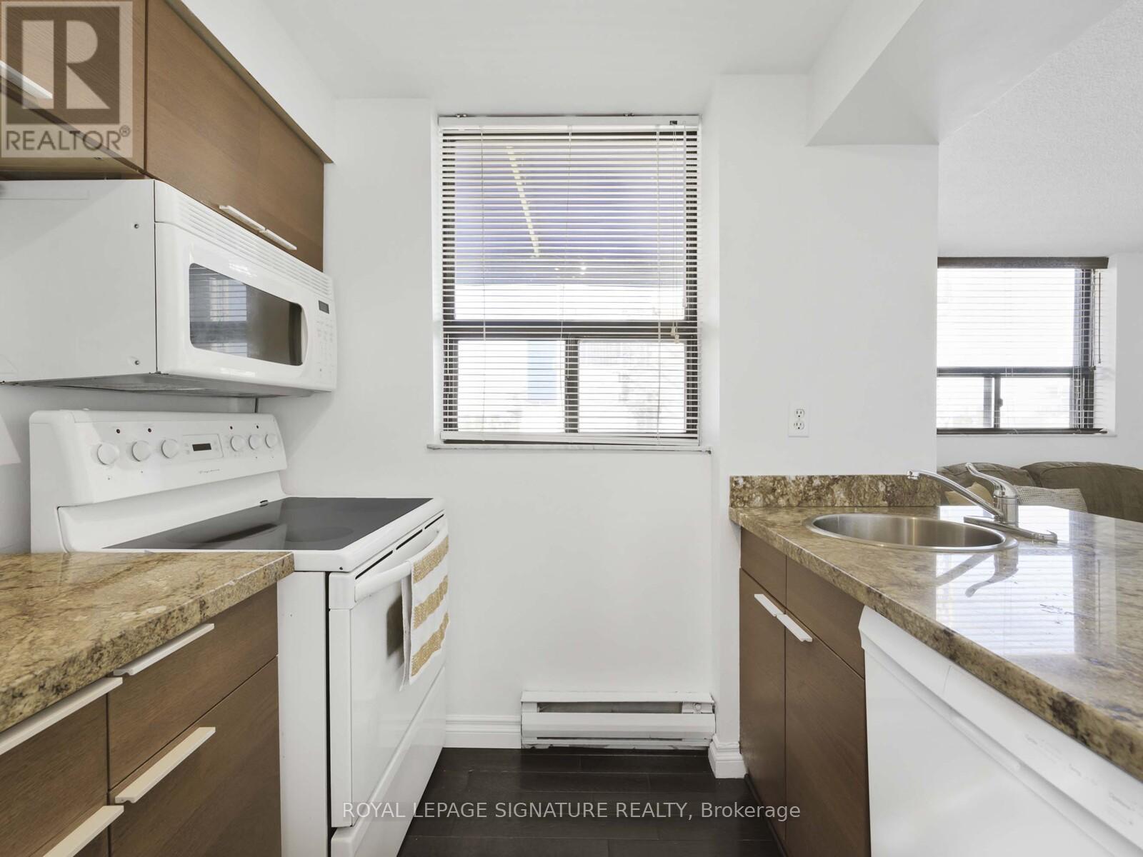 901 - 105 Mc Caul Street, Toronto, Ontario  M5T 2X4 - Photo 14 - C12434538