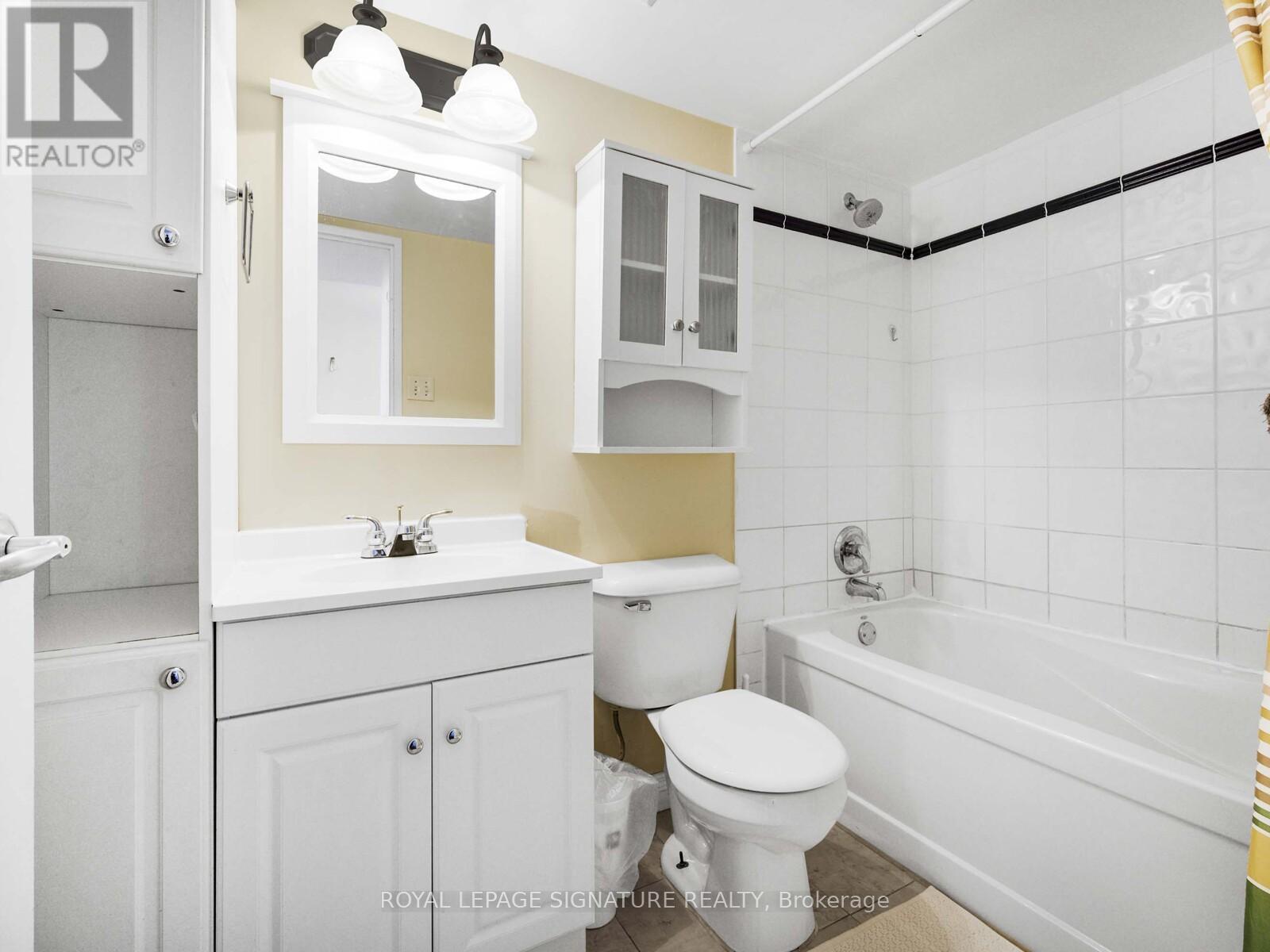 901 - 105 Mc Caul Street, Toronto, Ontario  M5T 2X4 - Photo 21 - C12434538