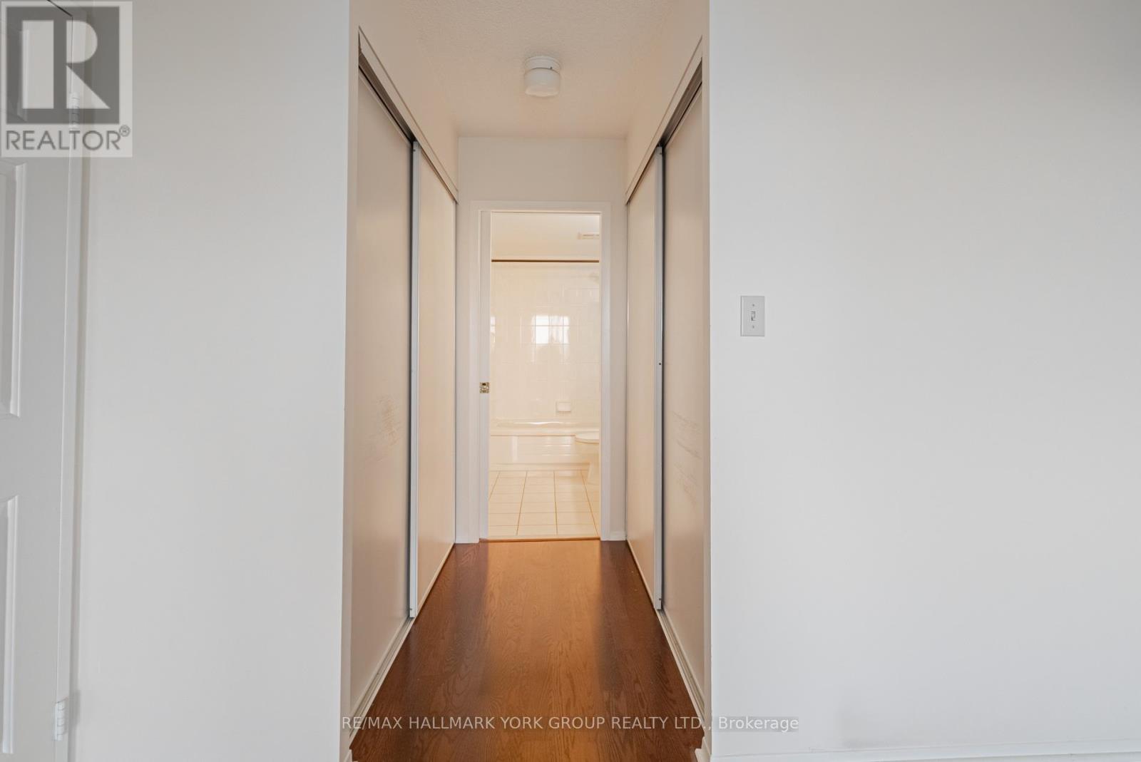 1617 - 268 Ridley Boulevard, Toronto, Ontario  M5M 4N3 - Photo 16 - C12434597