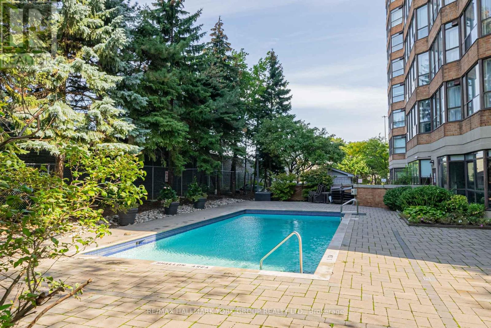 1617 - 268 Ridley Boulevard, Toronto, Ontario  M5M 4N3 - Photo 18 - C12434597
