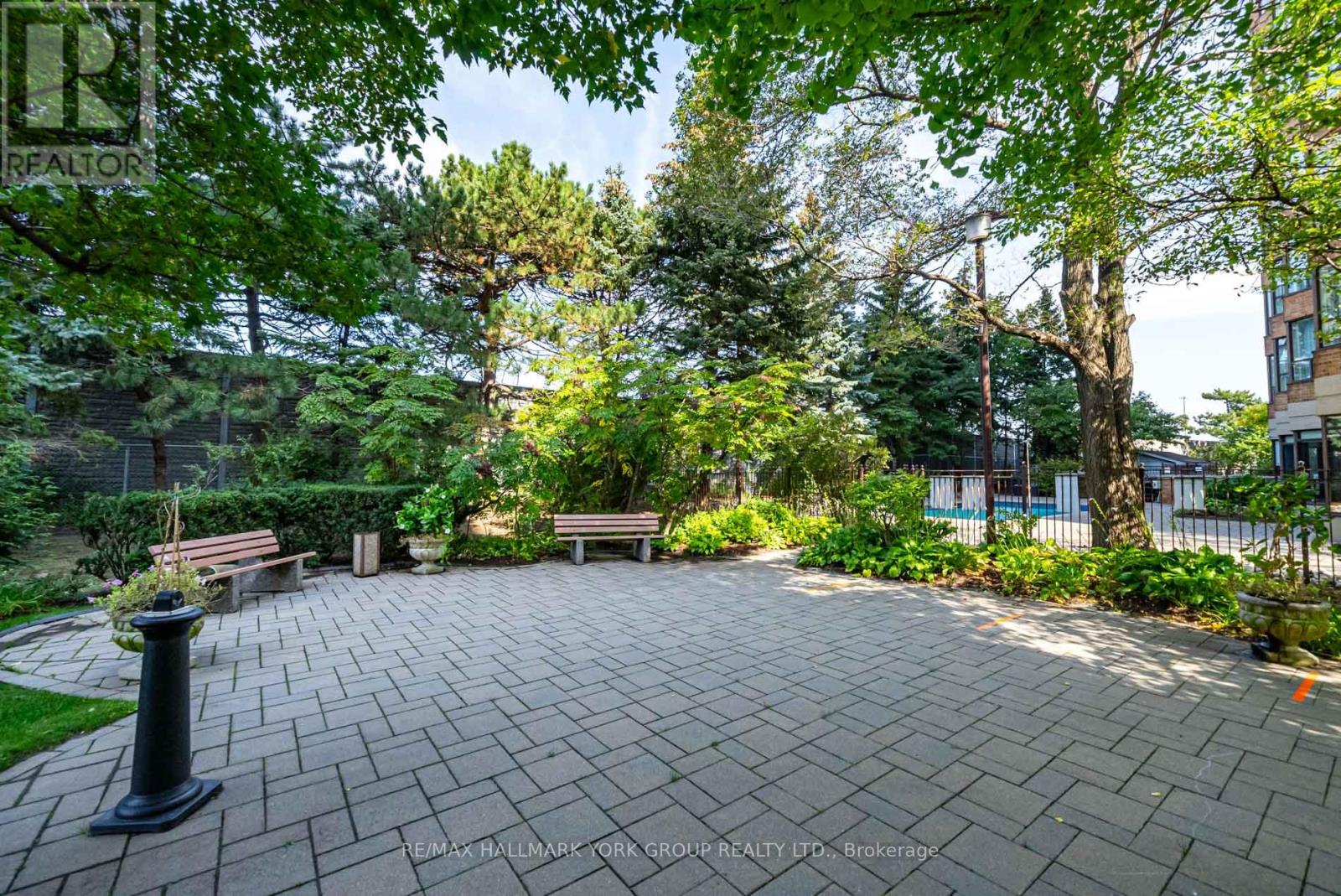 1617 - 268 Ridley Boulevard, Toronto, Ontario  M5M 4N3 - Photo 19 - C12434597