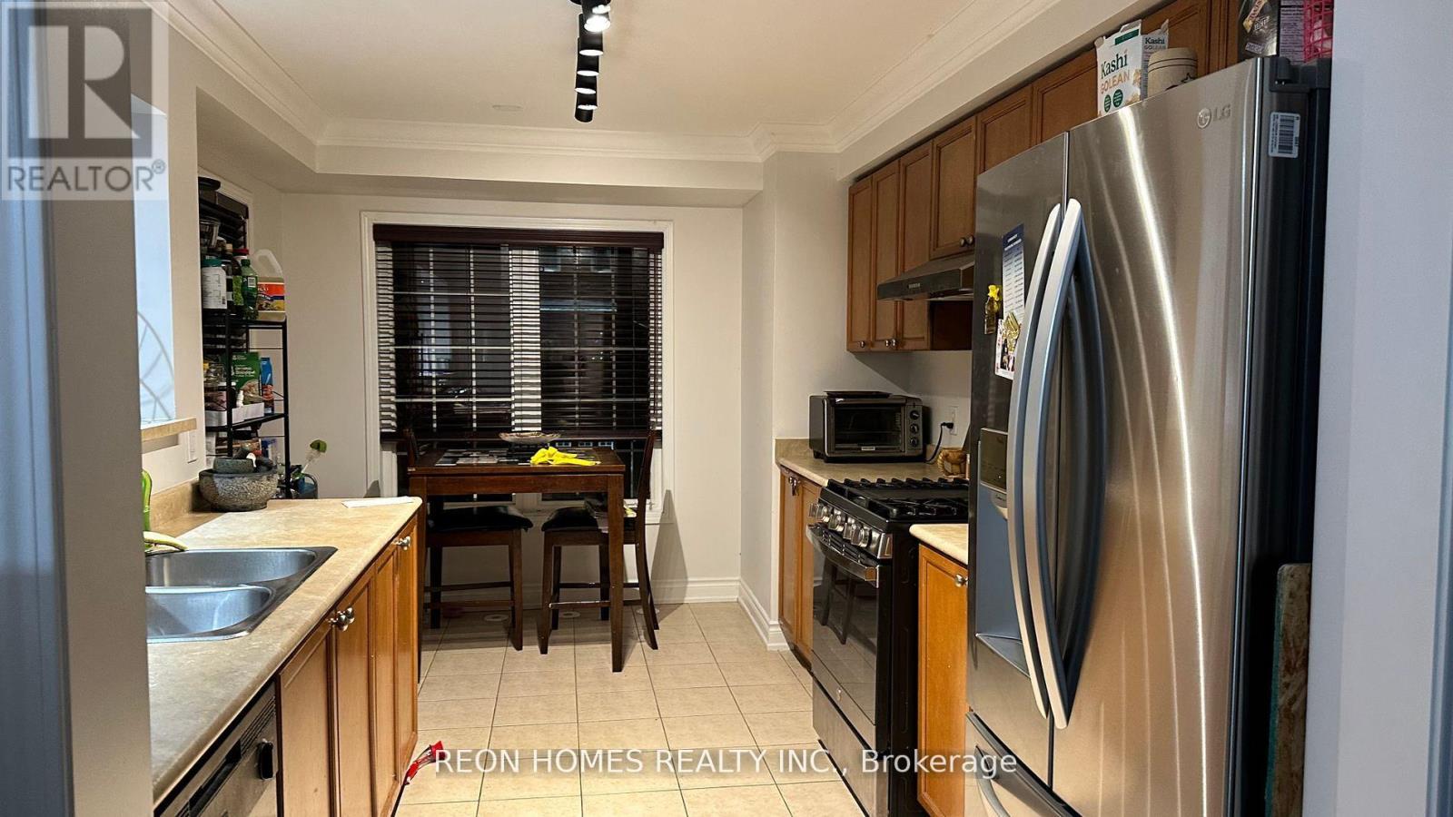10 Snowgoose Terrace, Toronto, Ontario  M1B 0A9 - Photo 13 - E12434545