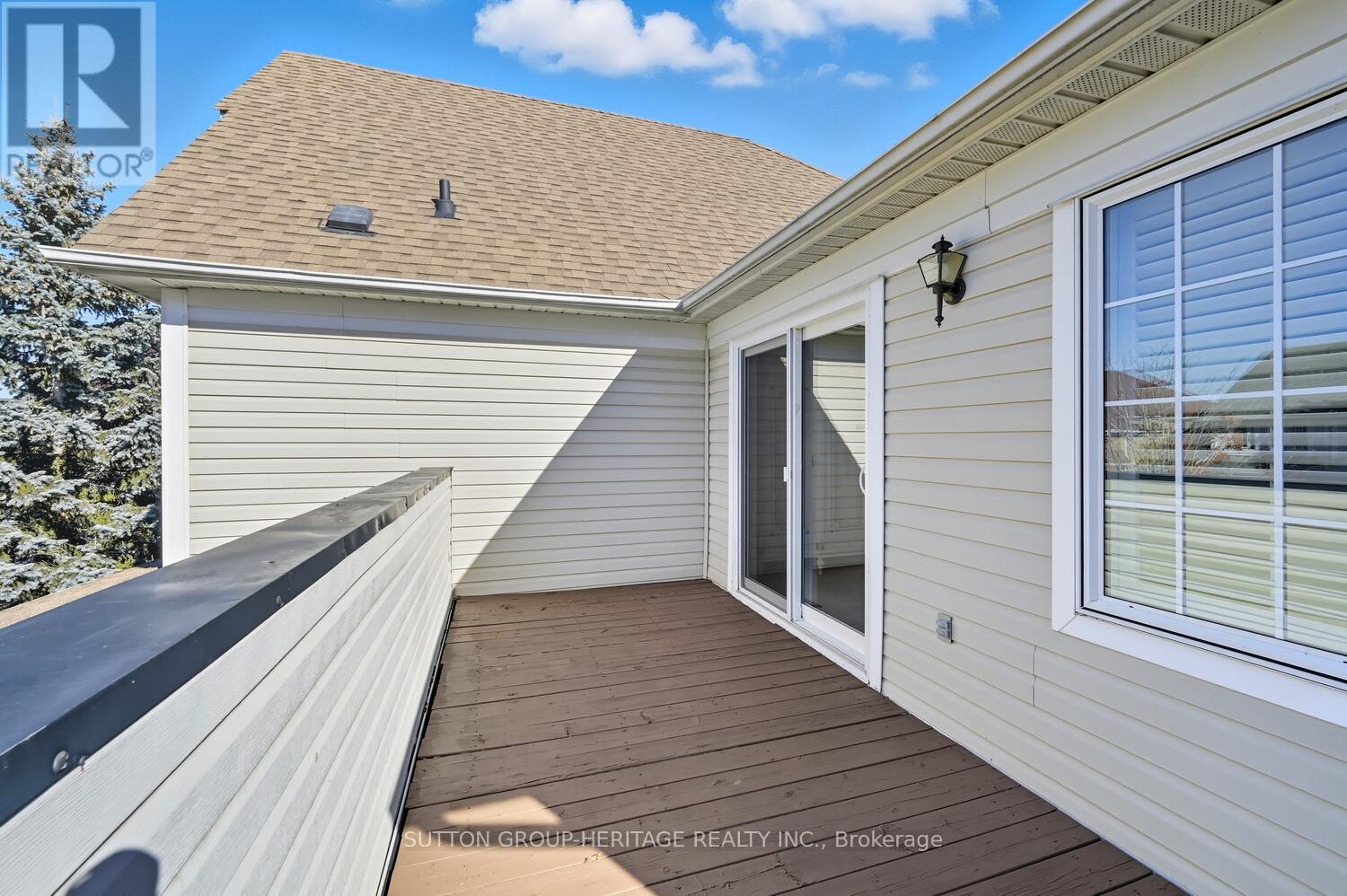 98 Hoile Drive, Ajax, Ontario  L1Z 1N4 - Photo 15 - E12434577
