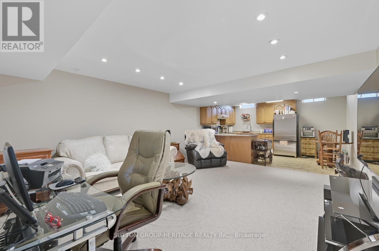98 Hoile Drive, Ajax, Ontario  L1Z 1N4 - Photo 28 - E12434577