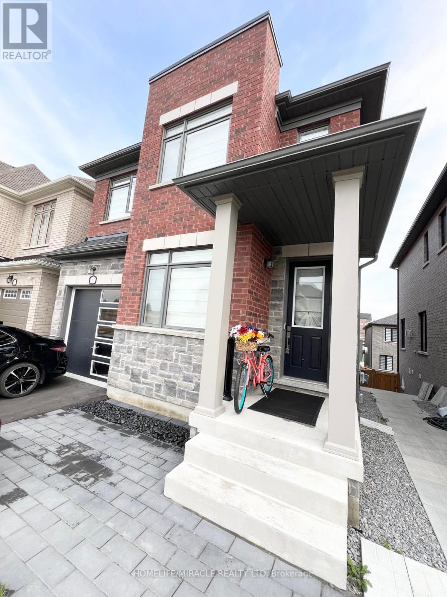 1017 Lockie Drive, Oshawa, Ontario  L1L 0S2 - Photo 3 - E12434586