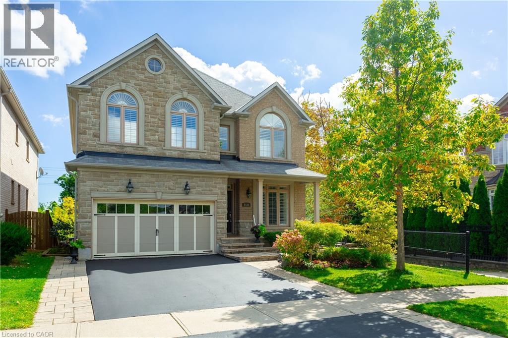 2135 DEVONSHIRE Crescent, Oakville, Ontario