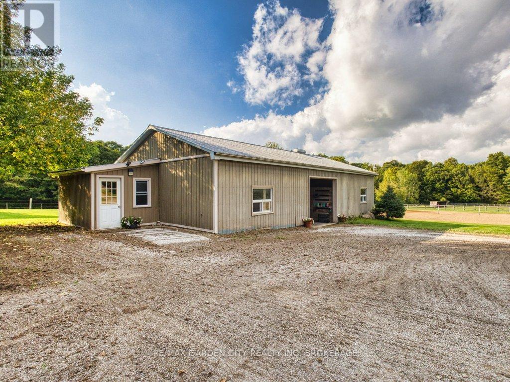 503 Metler Road, Pelham (North Pelham), Ontario  L0S 1M0 - Photo 4 - X12434646
