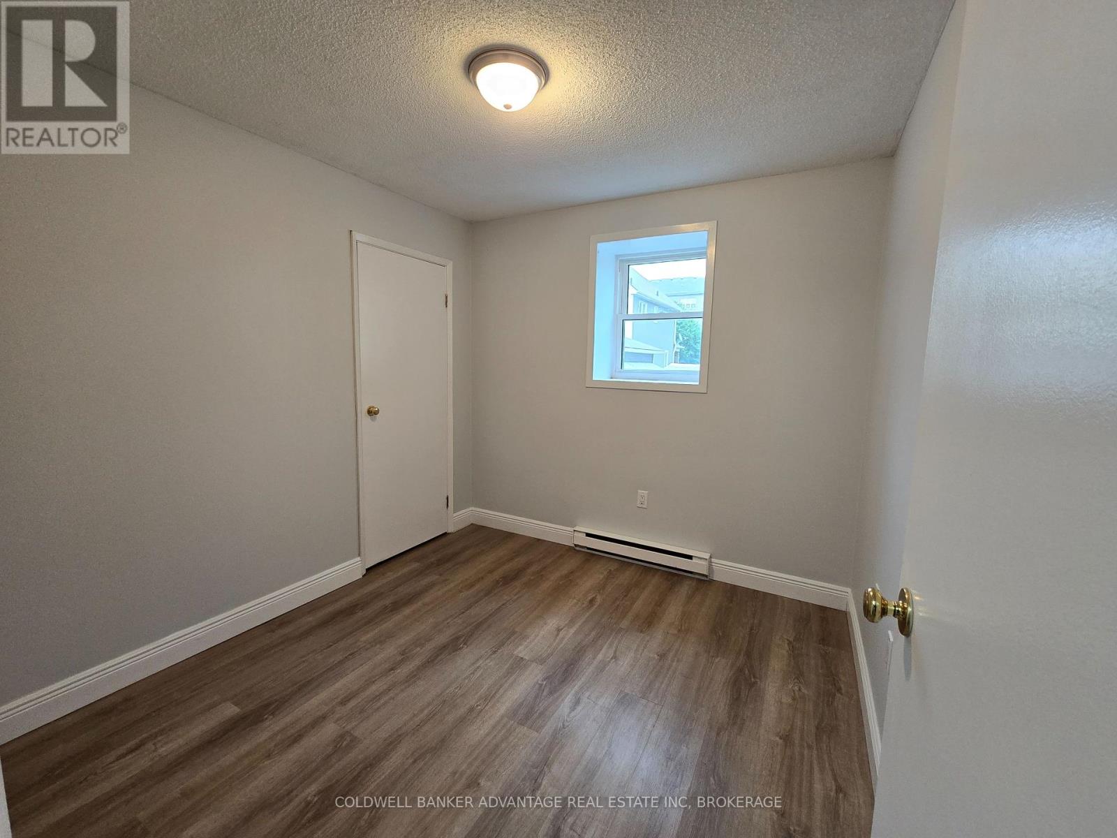 1 - 238 Lincoln Street, Welland (Welland Downtown), Ontario  L3B 4M9 - Photo 5 - X12434650