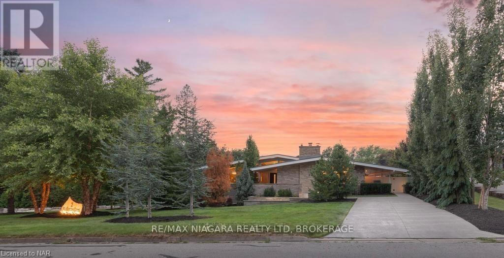 2 Mallette Crescent, Niagara-On-The-Lake (St. Davids), Ontario  L0S 1J0 - Photo 2 - X12434673
