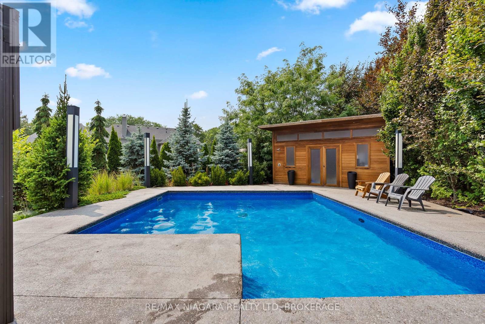 2 Mallette Crescent, Niagara-On-The-Lake (St. Davids), Ontario  L0S 1J0 - Photo 45 - X12434673