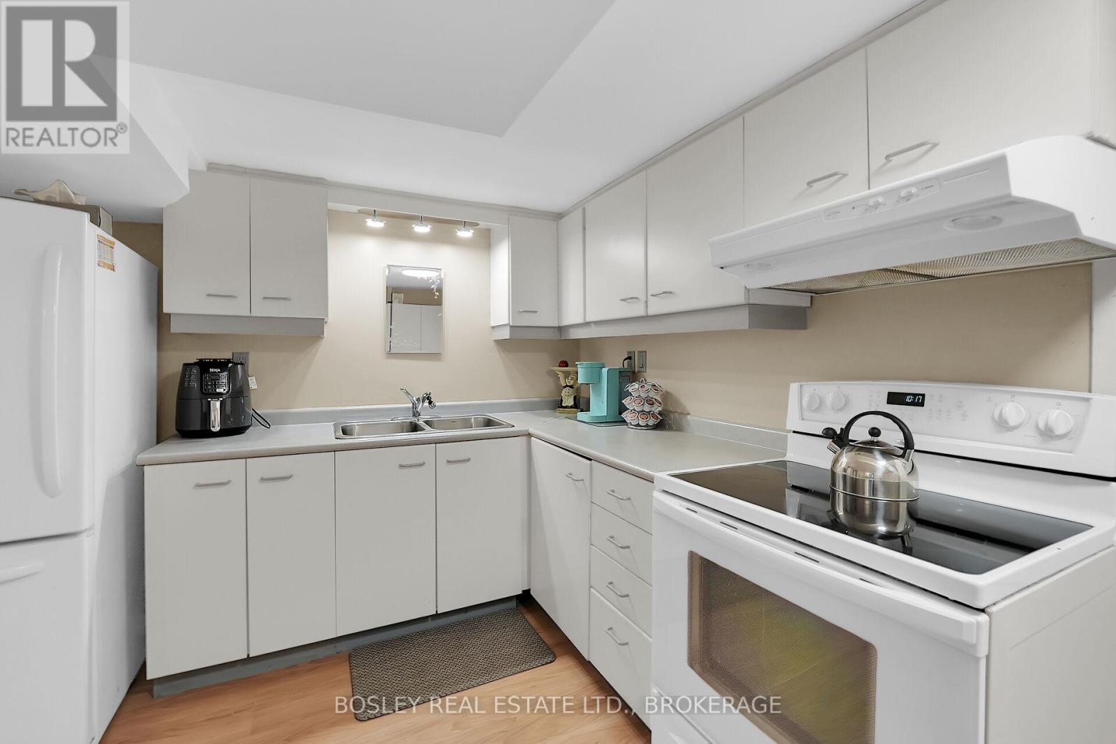 57 Meredith Drive, St. Catharines (Carlton/bunting), Ontario  L2M 6R5 - Photo 28 - X12434701
