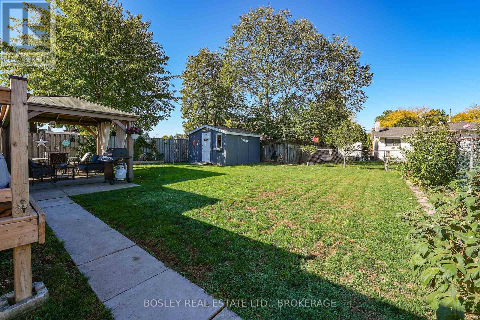 57 Meredith Drive, St. Catharines (Carlton/bunting), Ontario  L2M 6R5 - Photo 32 - X12434701