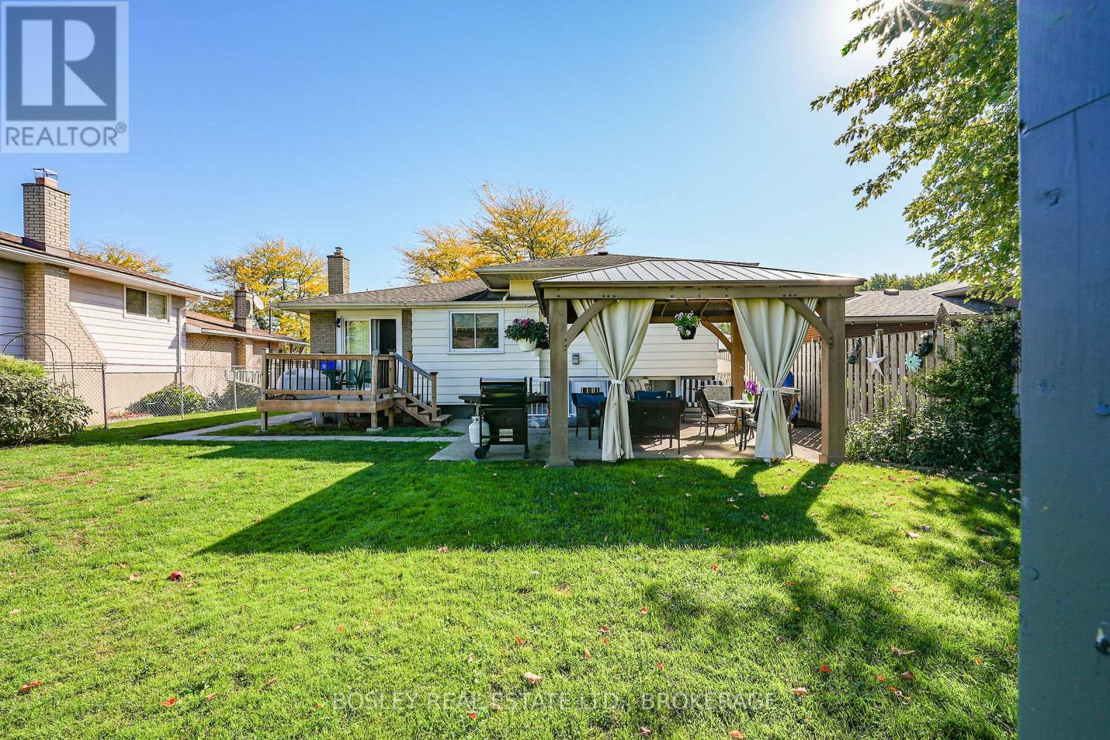 57 Meredith Drive, St. Catharines (Carlton/bunting), Ontario  L2M 6R5 - Photo 37 - X12434701