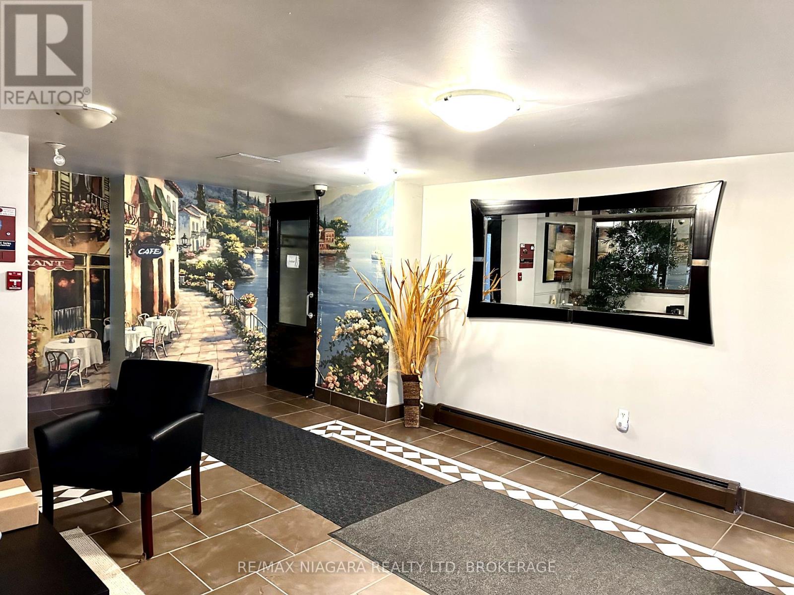 308 - 7 Riverview Boulevard, St. Catharines (Glendale/glenridge), Ontario  L2T 3L5 - Photo 7 - X12434741