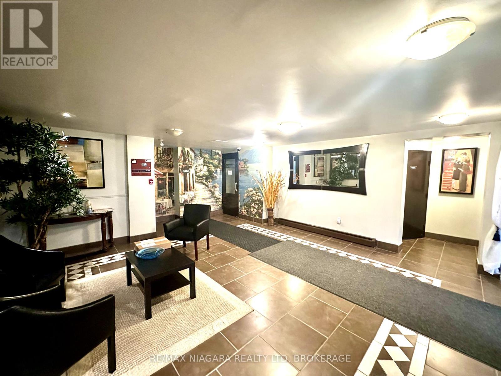 308 - 7 Riverview Boulevard, St. Catharines (Glendale/glenridge), Ontario  L2T 3L5 - Photo 8 - X12434741