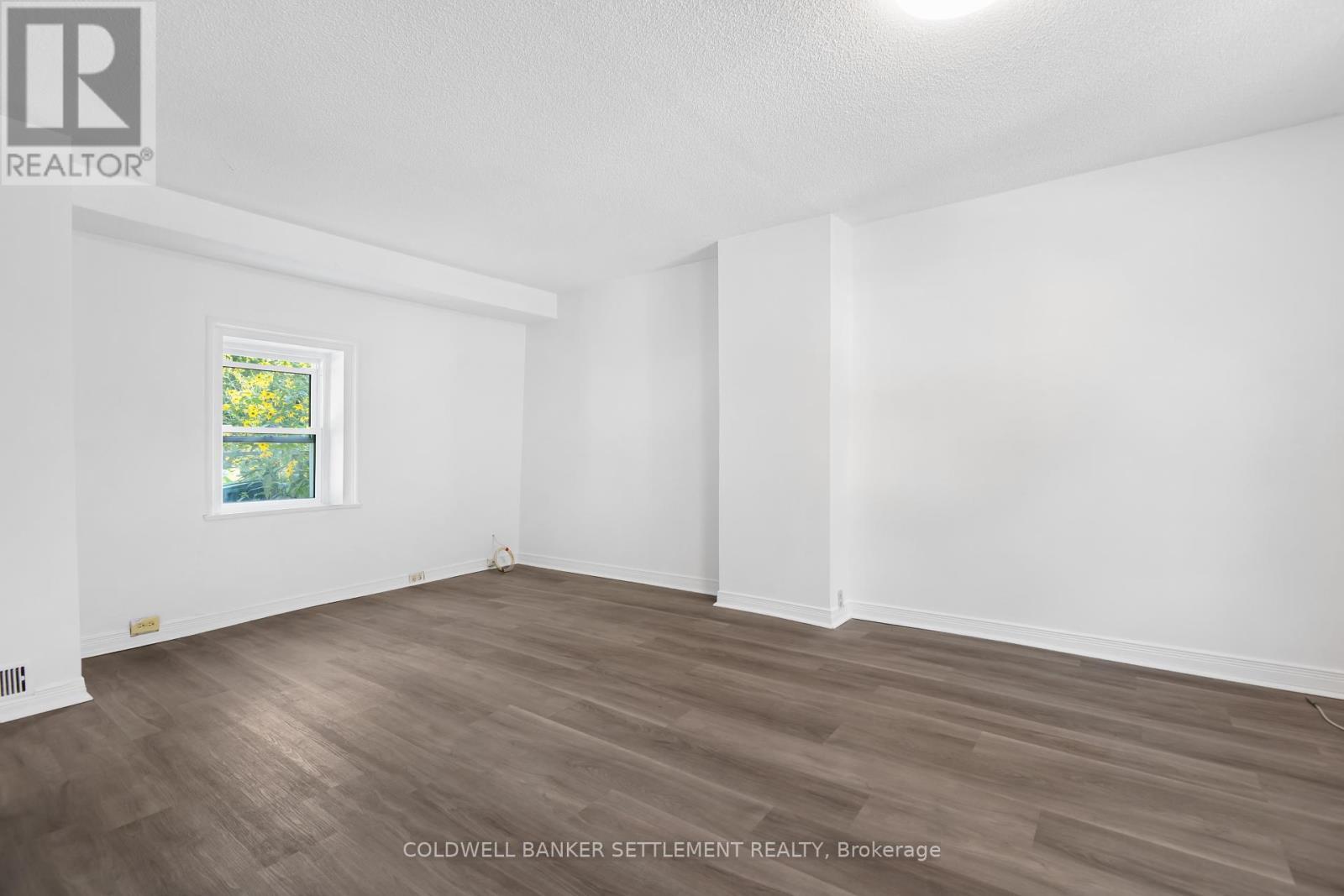 89 Drummond Street E, Perth, Ontario  K7H 1G7 - Photo 5 - X12434623