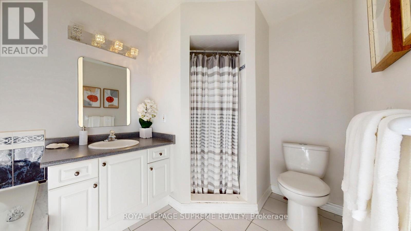 2249 Jack Crescent, Innisfil, Ontario  L9S 2C7 - Photo 23 - N12434583