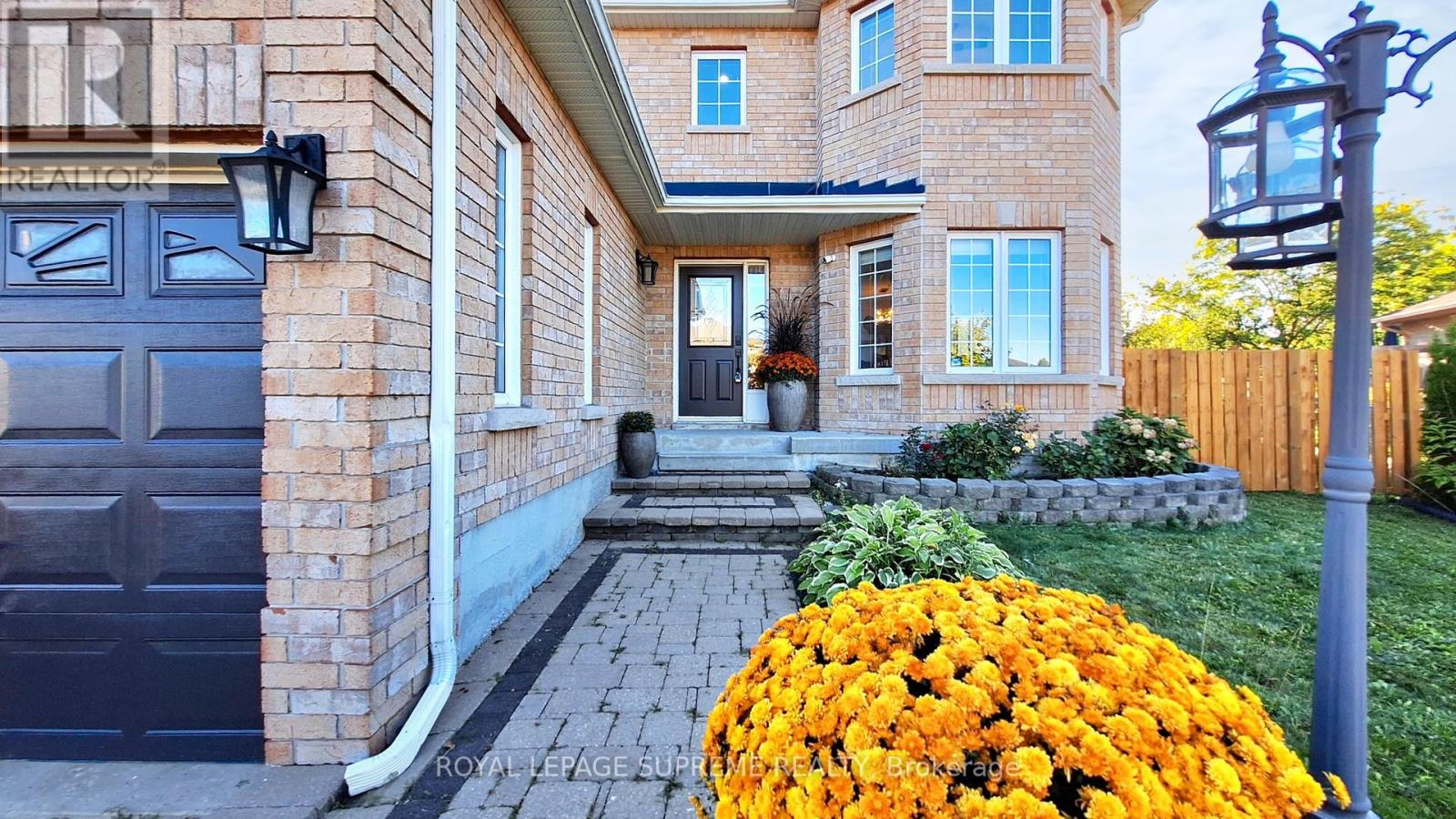 2249 Jack Crescent, Innisfil, Ontario  L9S 2C7 - Photo 3 - N12434583