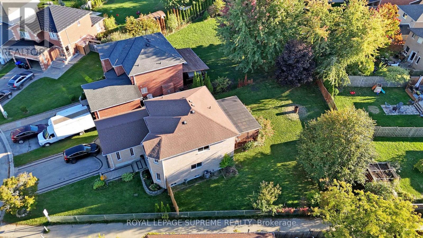 2249 Jack Crescent, Innisfil, Ontario  L9S 2C7 - Photo 38 - N12434583