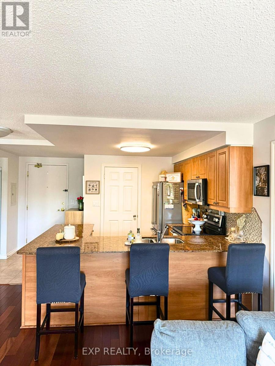 208 - 22 James Hill Court, Uxbridge, Ontario  L9P 1Y6 - Photo 2 - N12434596