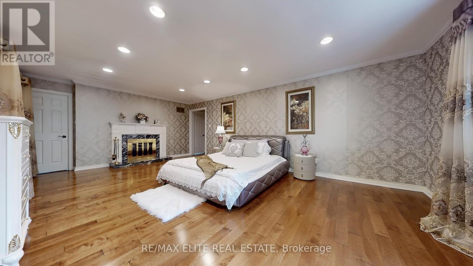 48 Pemberton Road, Richmond Hill, Ontario  L4C 3T4 - Photo 30 - N12434601