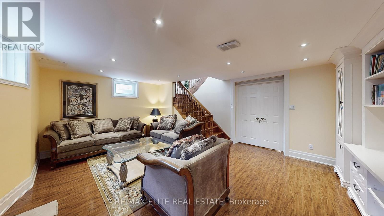 48 Pemberton Road, Richmond Hill, Ontario  L4C 3T4 - Photo 39 - N12434601
