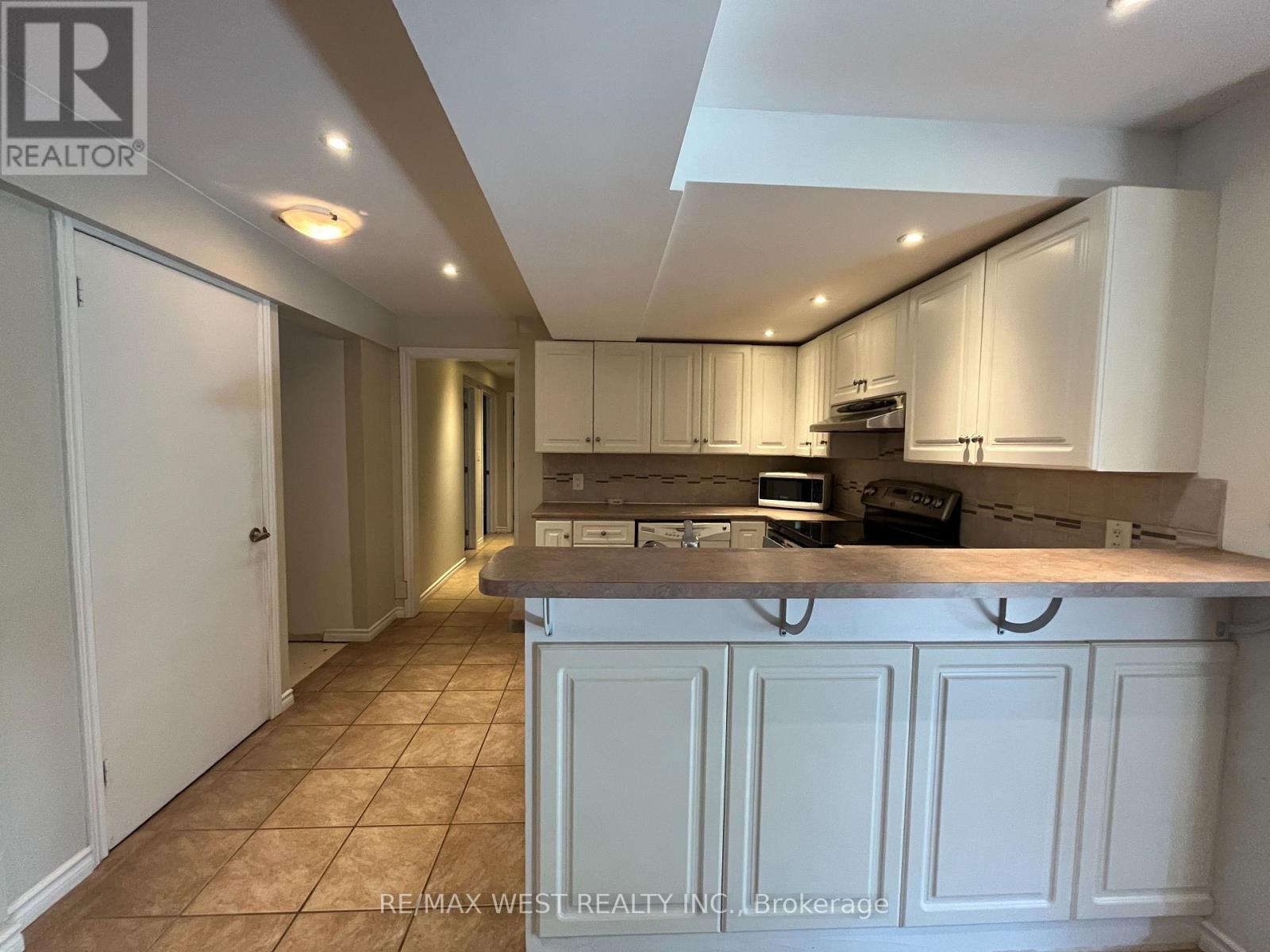 25 Norman Avenue, King, Ontario  L0G 1N0 - Photo 22 - N12434611